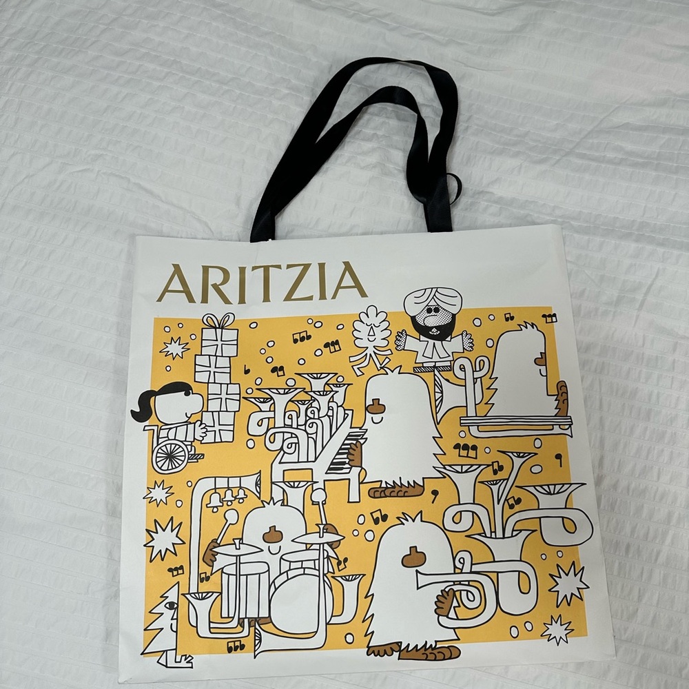 Aritzia large yellow tote shopping bag